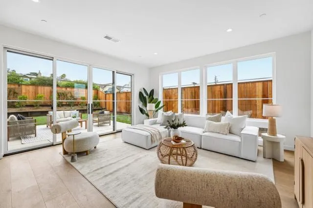 130 Sonora Avenue El Granada, CA 94018