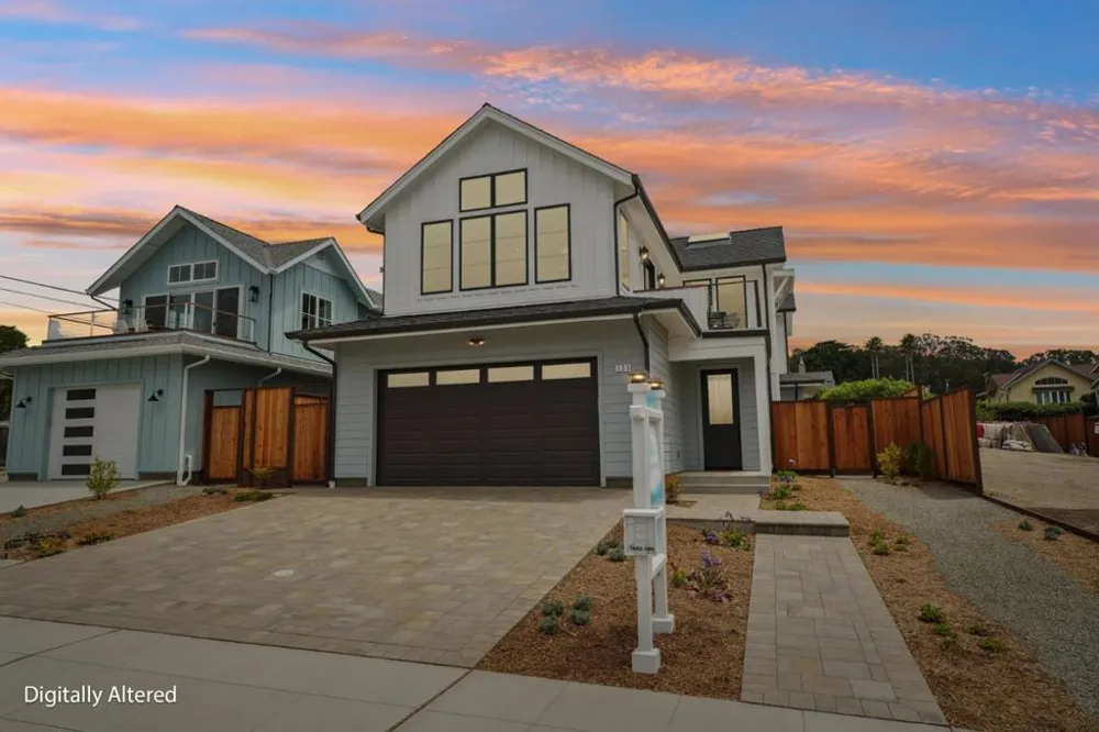 130 Sonora Avenue El Granada, CA 94018