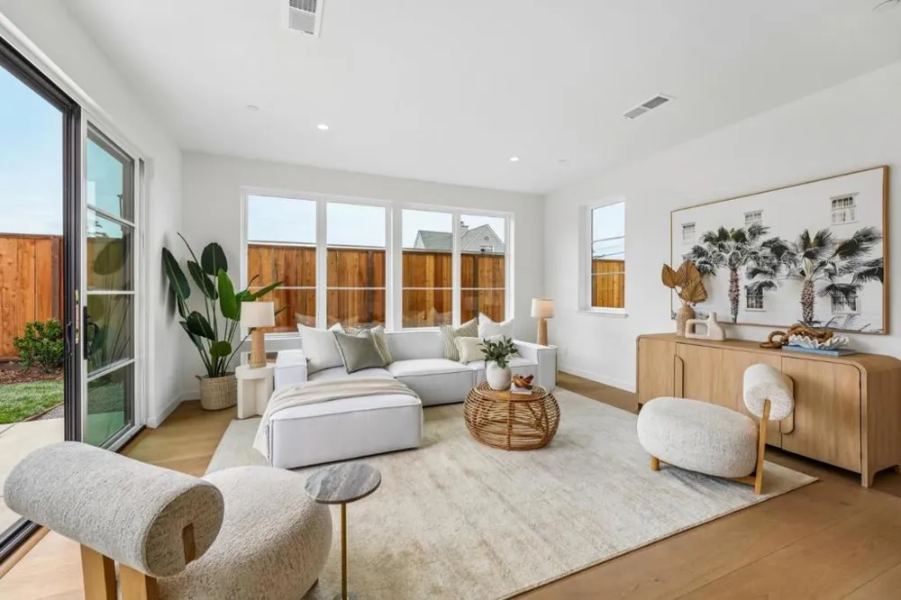 130 Sonora Avenue El Granada, CA 94018