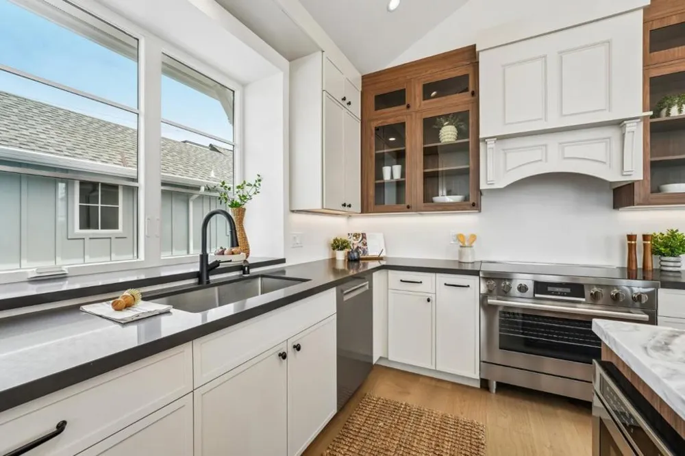 130 Sonora Avenue El Granada, CA 94018