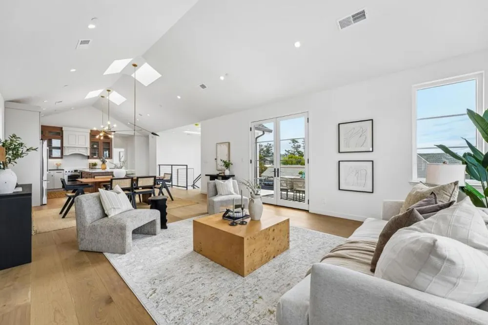 130 Sonora Avenue El Granada, CA 94018