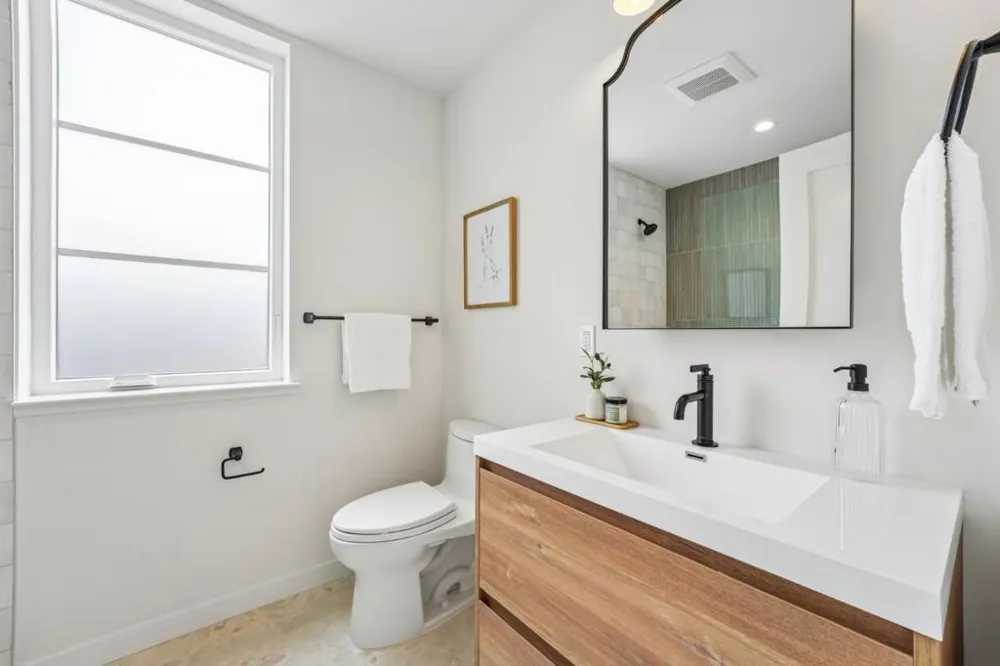 130 Sonora Avenue El Granada, CA 94018