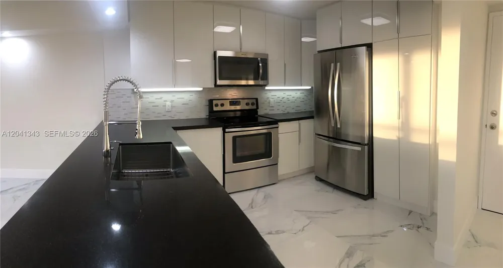 1901 Brickell Ave #B2003 Miami, FL 33129