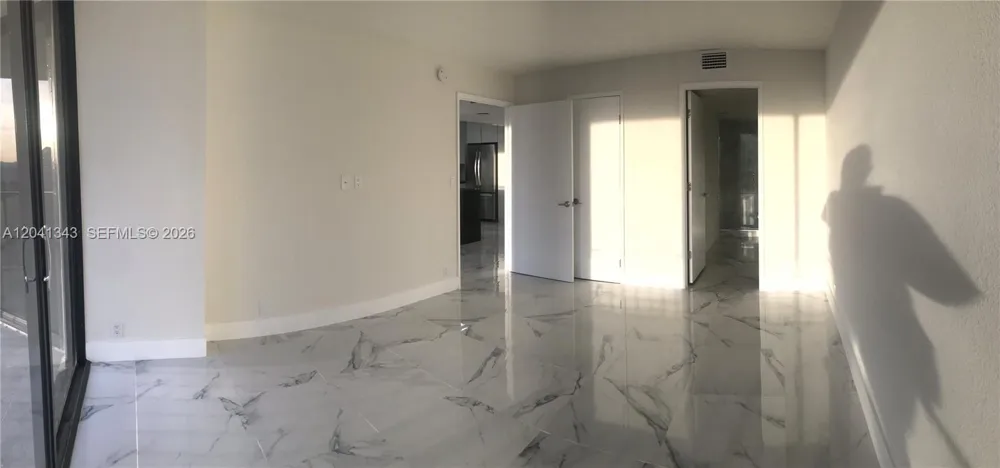 1901 Brickell Ave #B2003 Miami, FL 33129