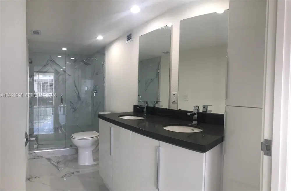 1901 Brickell Ave #B2003 Miami, FL 33129
