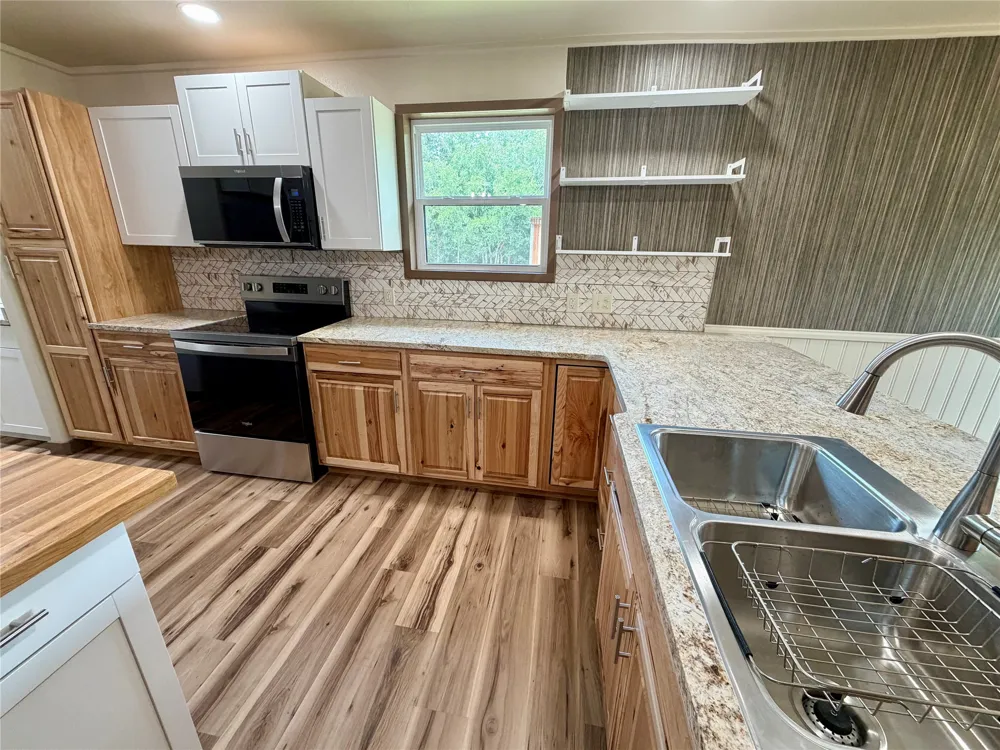 1810 Highway 570 Eastland, TX 76448