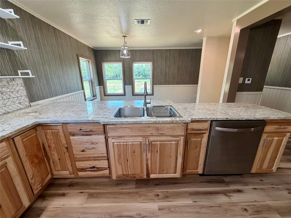 1810 Highway 570 Eastland, TX 76448