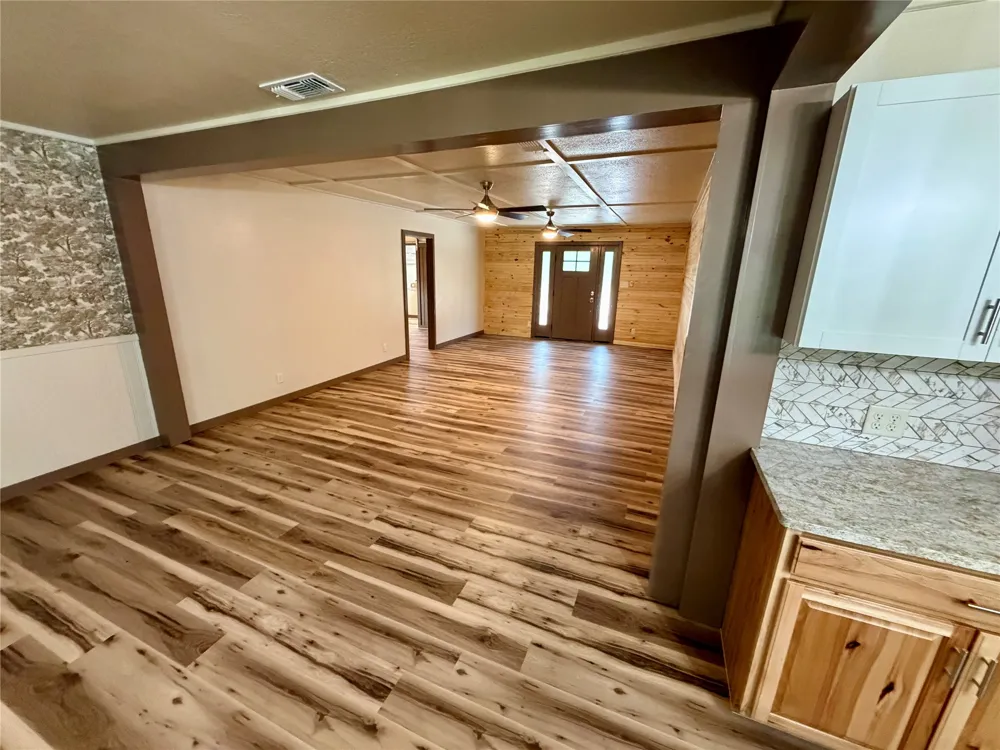 1810 Highway 570 Eastland, TX 76448