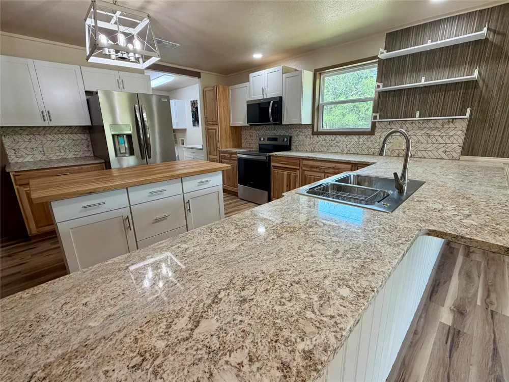 1810 Highway 570 Eastland, TX 76448