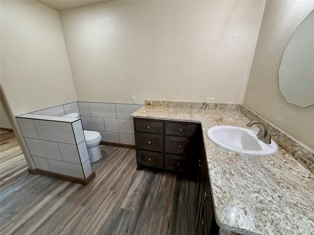 1810 Highway 570 Eastland, TX 76448