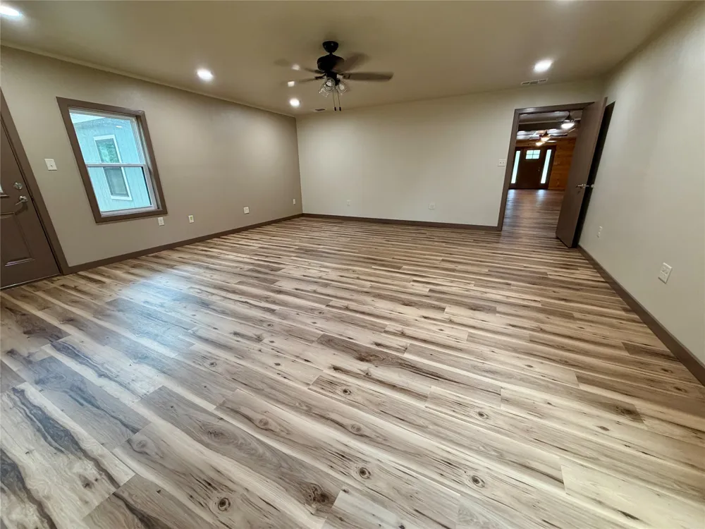 1810 Highway 570 Eastland, TX 76448