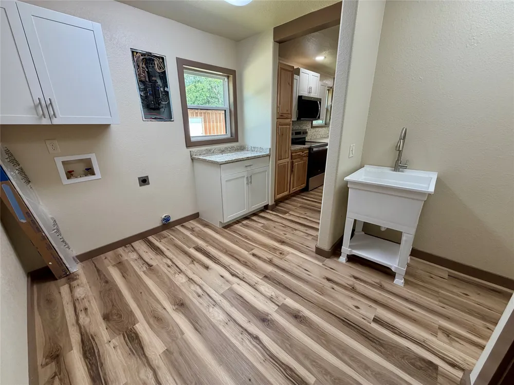 1810 Highway 570 Eastland, TX 76448