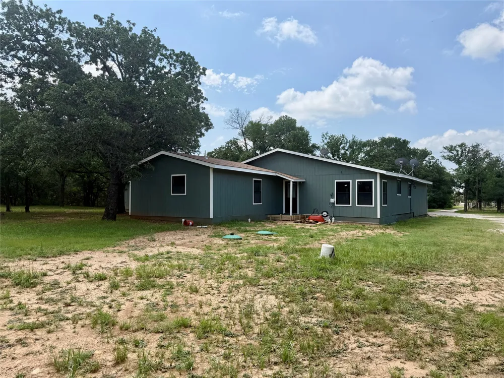1810 Highway 570 Eastland, TX 76448