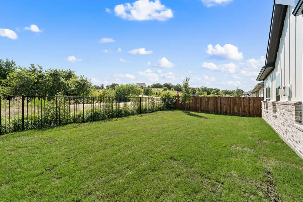 704 Blackbird Drive Aledo, TX 76008