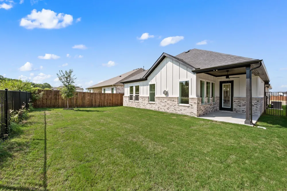 704 Blackbird Drive Aledo, TX 76008