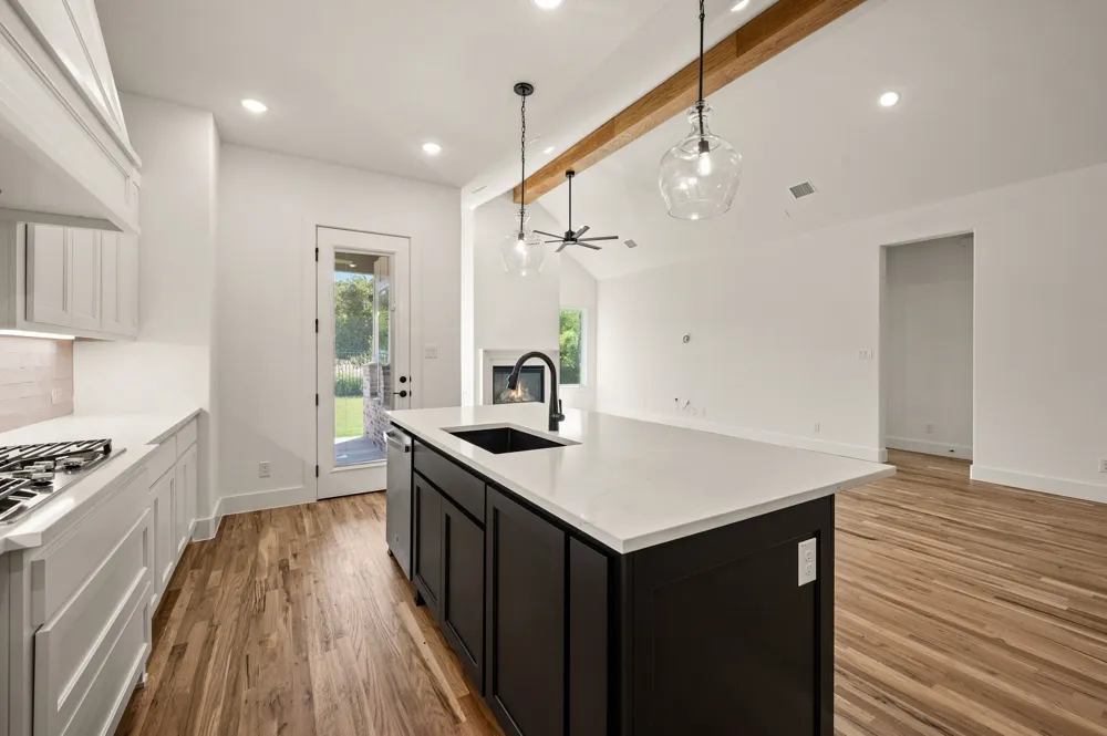 704 Blackbird Drive Aledo, TX 76008