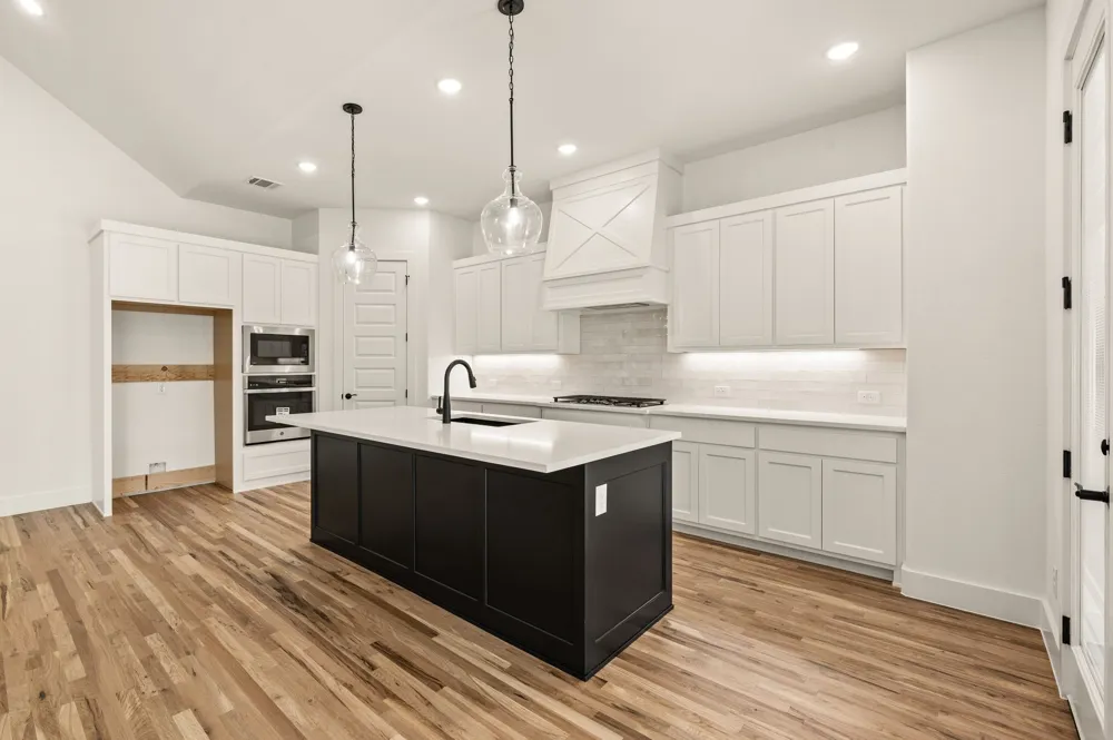 704 Blackbird Drive Aledo, TX 76008