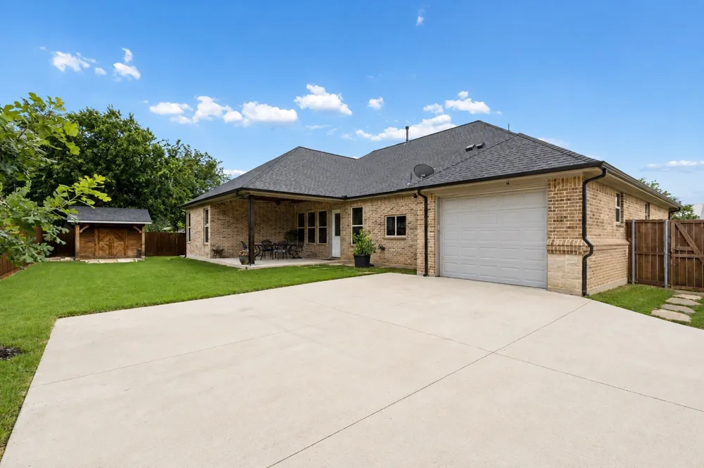 101 Sycamore Lane Roanoke, TX 76262