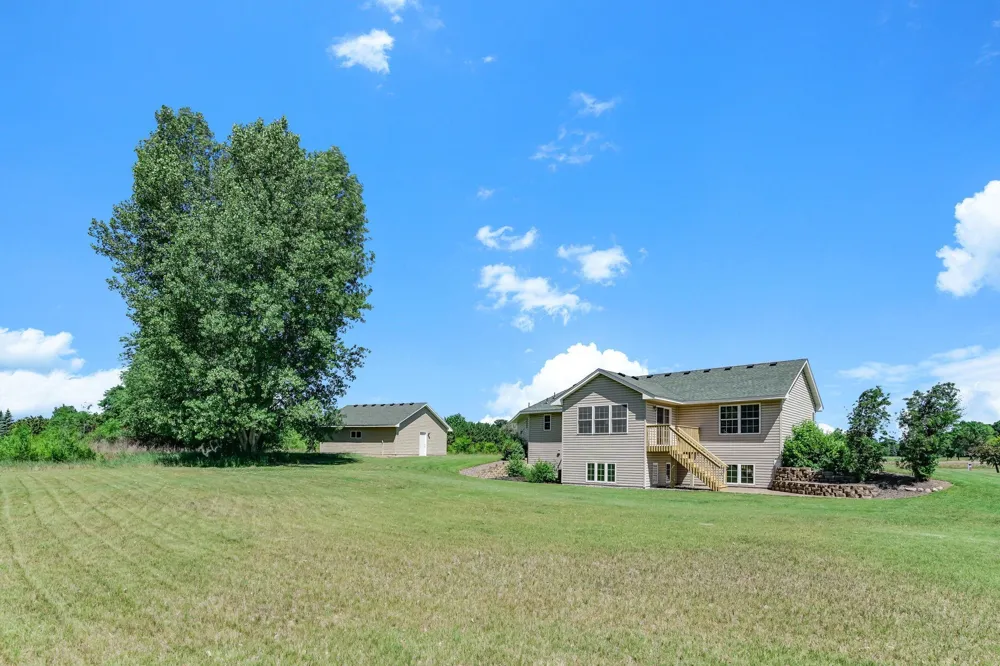 29334 139th Court NW Princeton, MN 55371