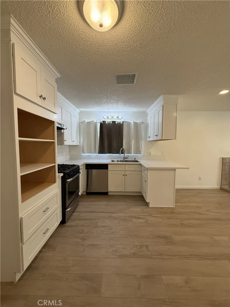 45303 Lorimer Lancaster, CA 93534