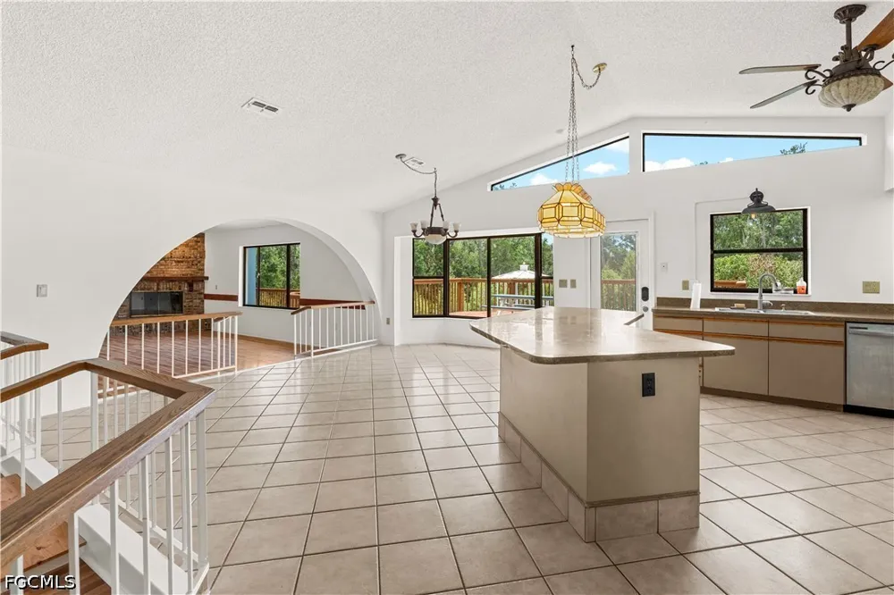 HICKORY HILL ROAD Brooksville, FL 34602