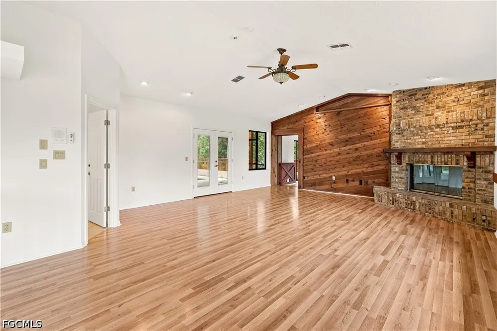 HICKORY HILL ROAD Brooksville, FL 34602