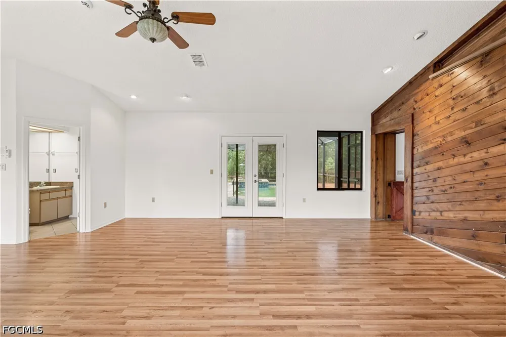 HICKORY HILL ROAD Brooksville, FL 34602