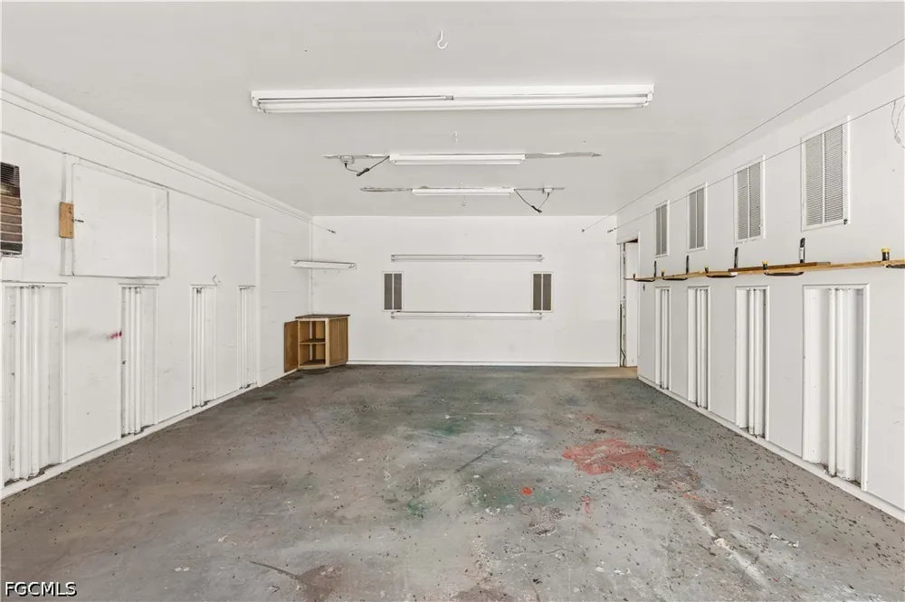 HICKORY HILL ROAD Brooksville, FL 34602