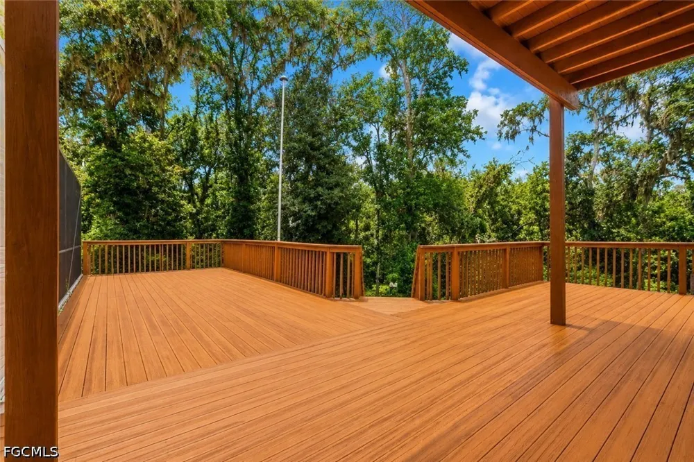 HICKORY HILL ROAD Brooksville, FL 34602