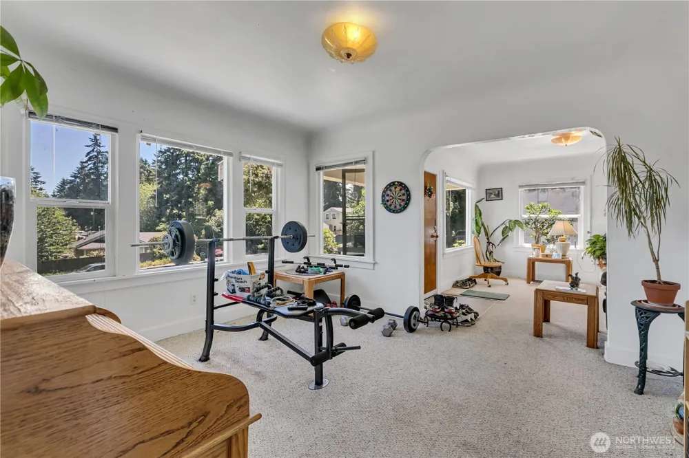 13025 Ambaum Boulevard SW #A & B Burien, WA 98146