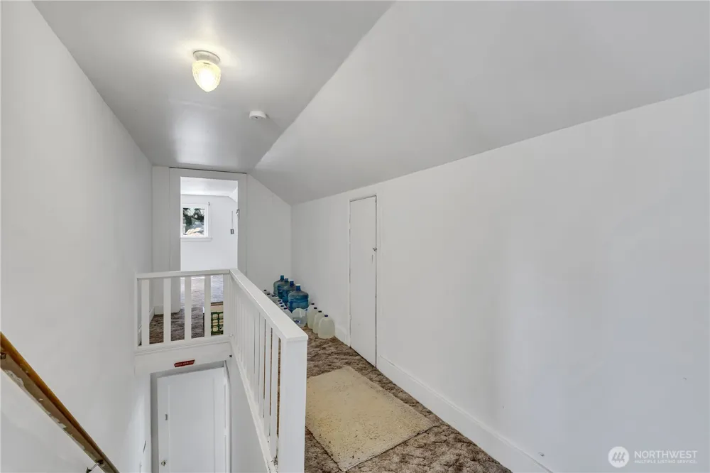 13025 Ambaum Boulevard SW #A & B Burien, WA 98146