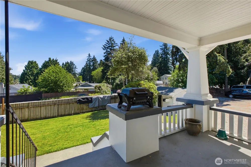 13025 Ambaum Boulevard SW #A & B Burien, WA 98146