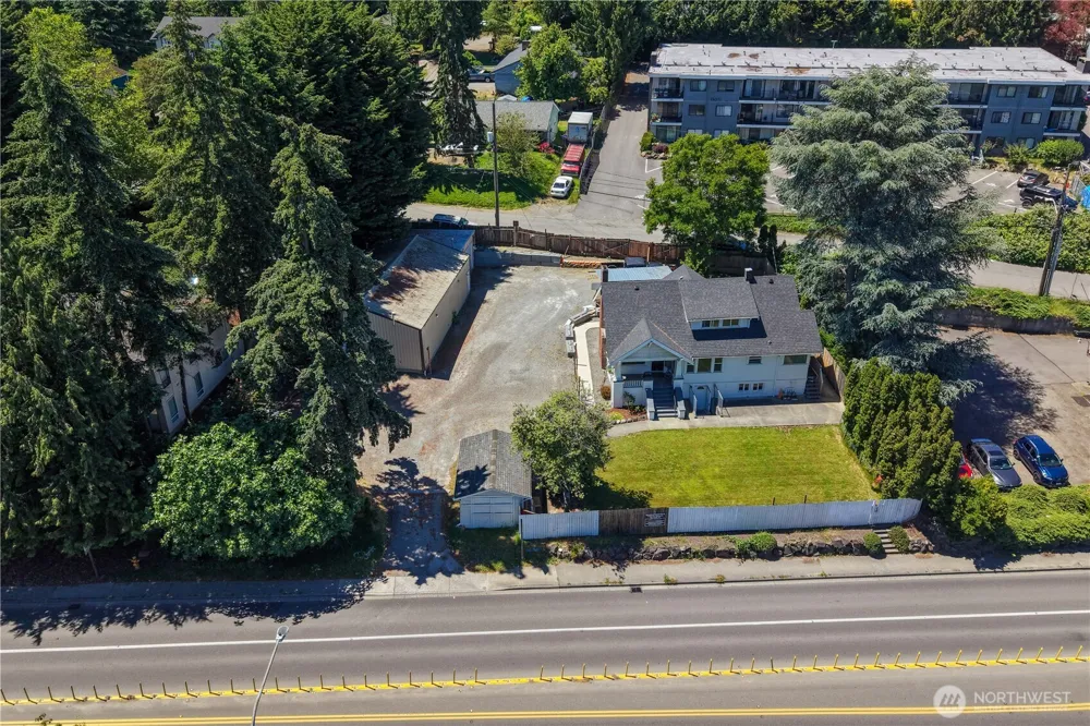13025 Ambaum Boulevard SW #A & B Burien, WA 98146