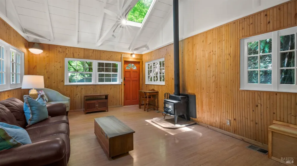 62 Park Street Woodacre, CA 94973