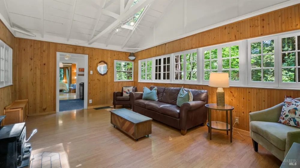 62 Park Street Woodacre, CA 94973