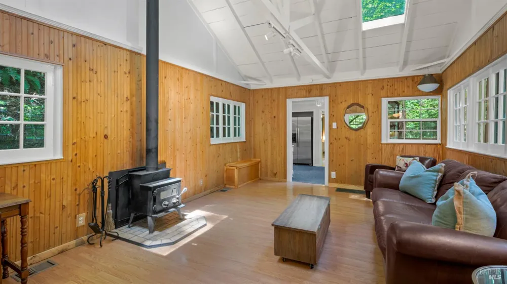 62 Park Street Woodacre, CA 94973