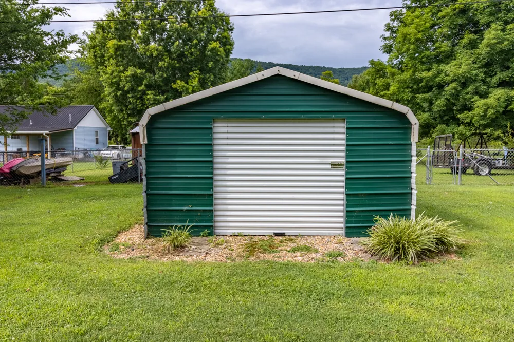 192 Cedar Point Lane South Pittsburg, TN 37380