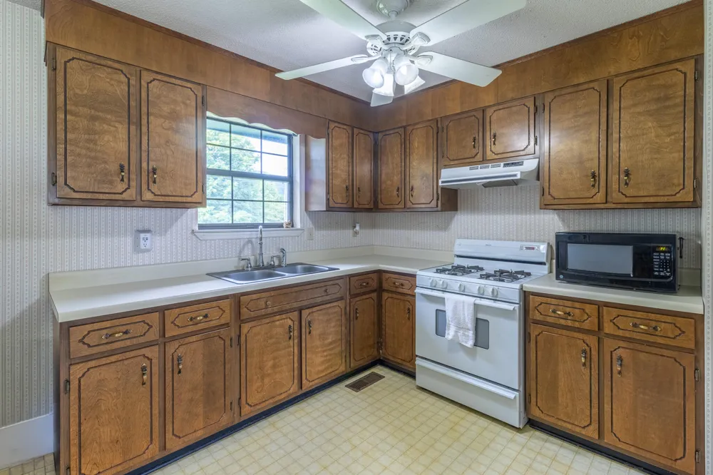 192 Cedar Point Lane South Pittsburg, TN 37380