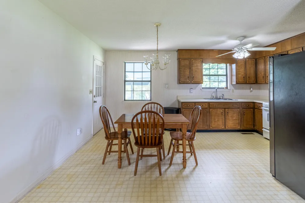 192 Cedar Point Lane South Pittsburg, TN 37380