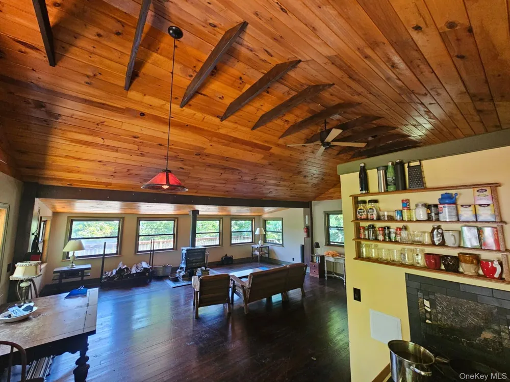 211 Brook Trail Greenwood Lake, NY 10925