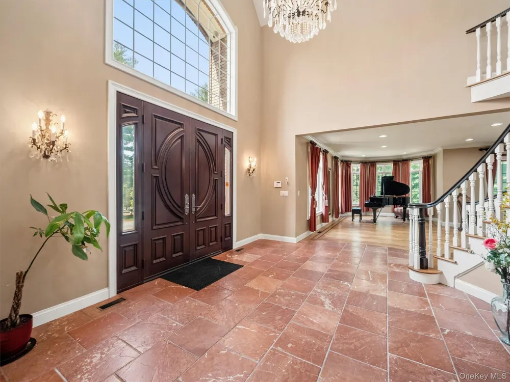 637 S Mountain Road New City, NY 10956