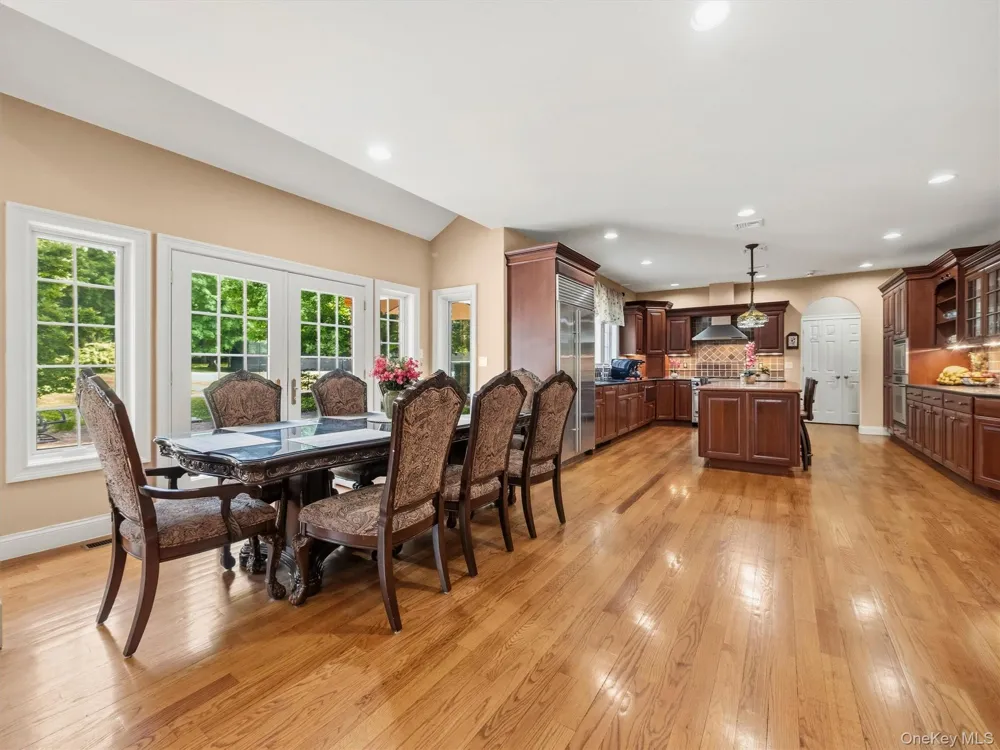 637 S Mountain Road New City, NY 10956