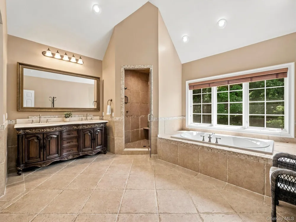 637 S Mountain Road New City, NY 10956