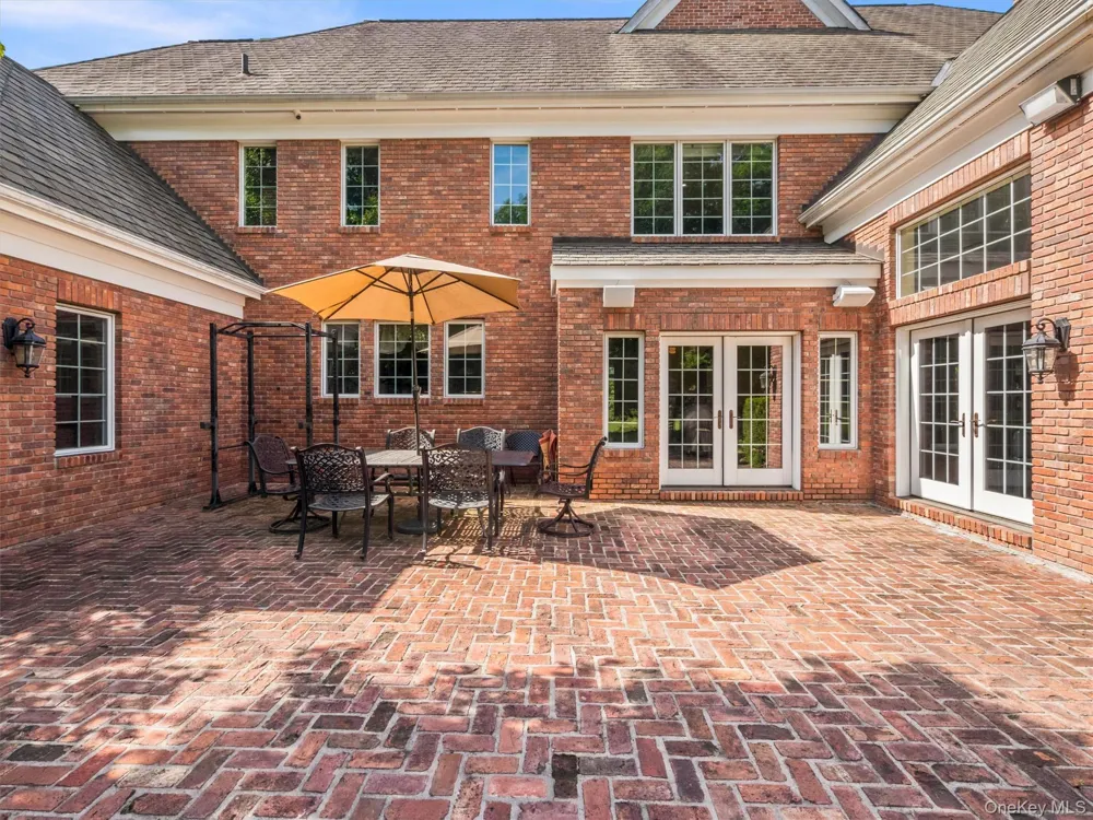 637 S Mountain Road New City, NY 10956