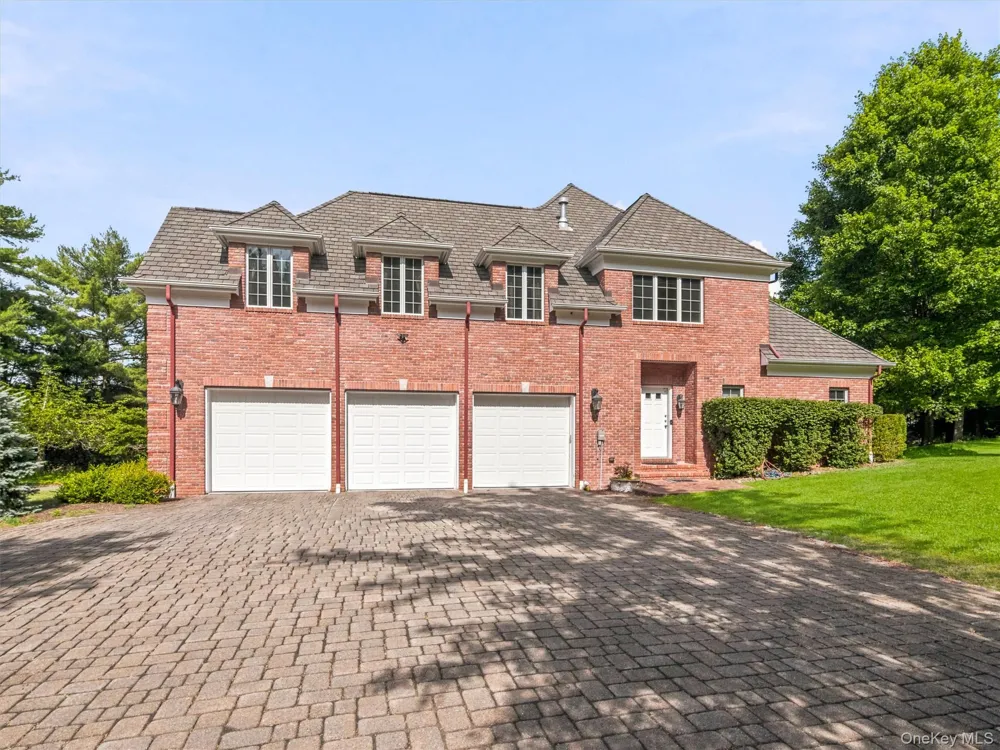 637 S Mountain Road New City, NY 10956