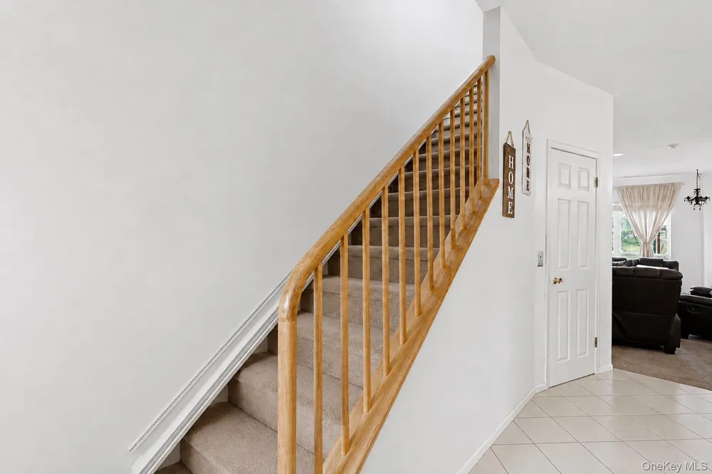 843 Spring Lake Drive Middle Island, NY 11953