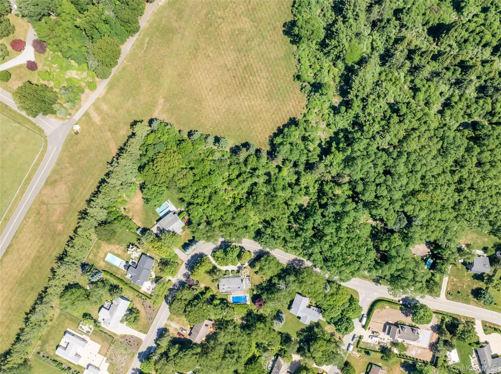 21 Tims Trail Shelter Island, NY 11964