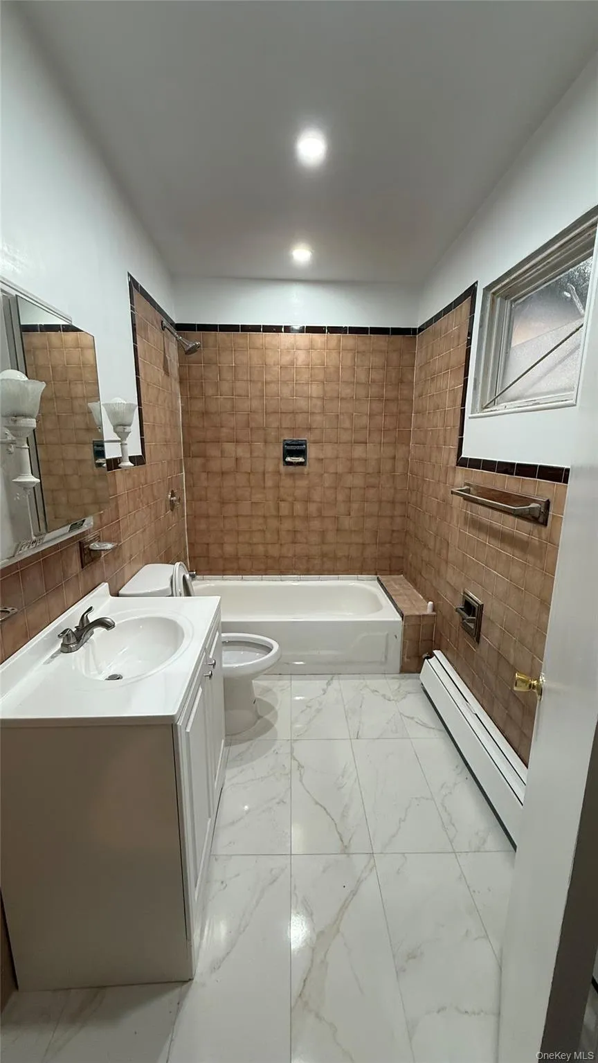 1240 Manor Avenue Bronx, NY 10472