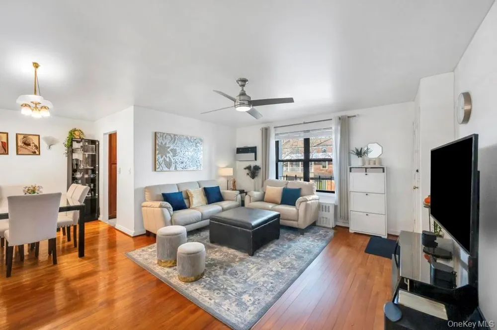 196-72 69th Ave #1 FL Fresh Meadows, NY 11365