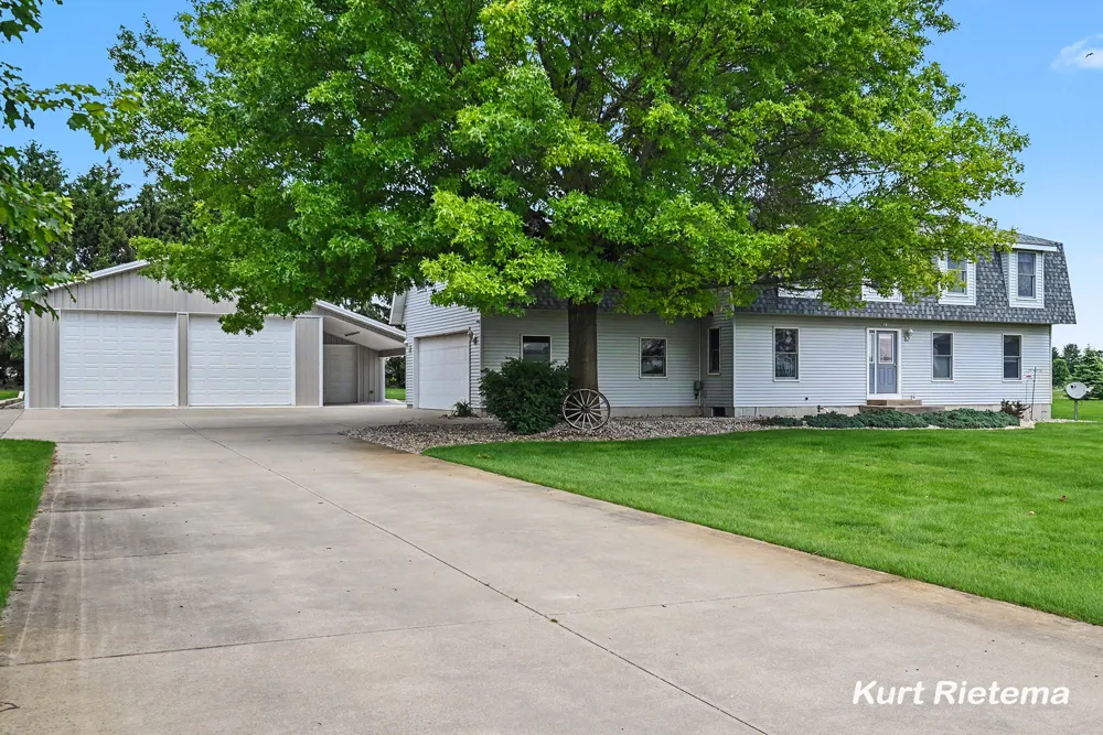 3459 44th Street Hamilton, MI 49419